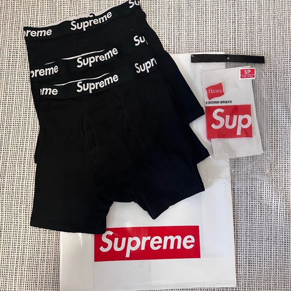 Supreme Boxers 100% authentic - Picture 1 of 4